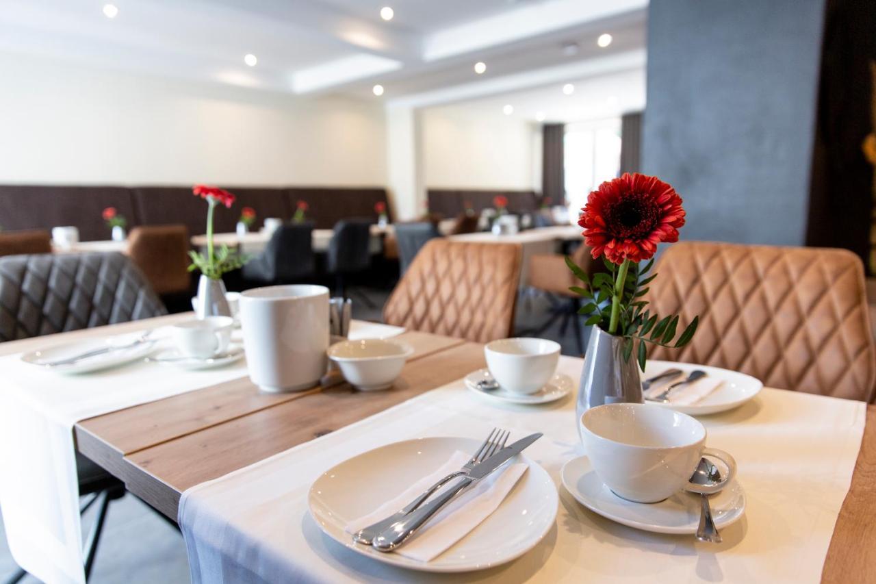 Stadthotel Lichtenfels Лихтенфельс Экстерьер фото