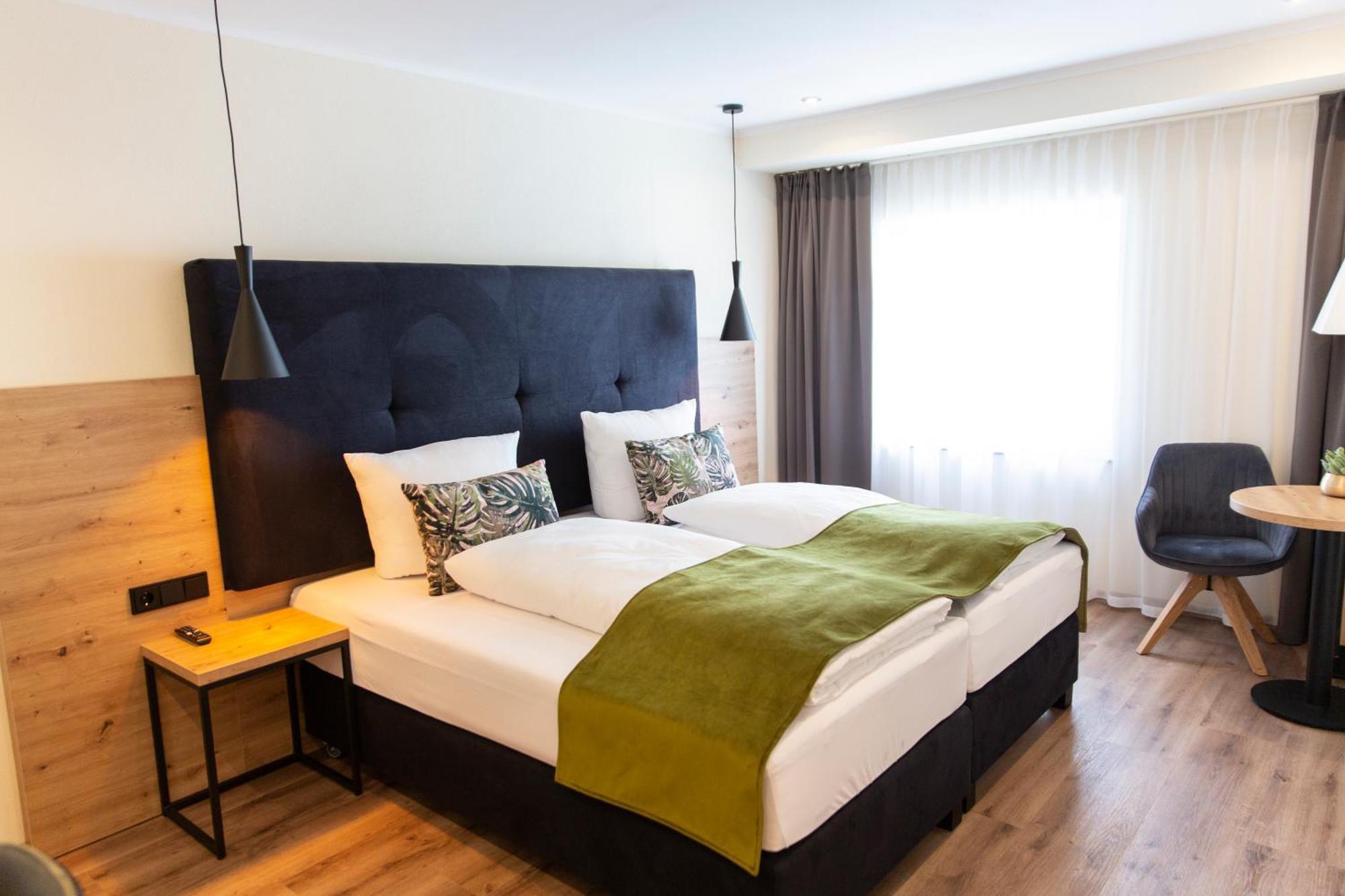 Stadthotel Lichtenfels Лихтенфельс Номер фото