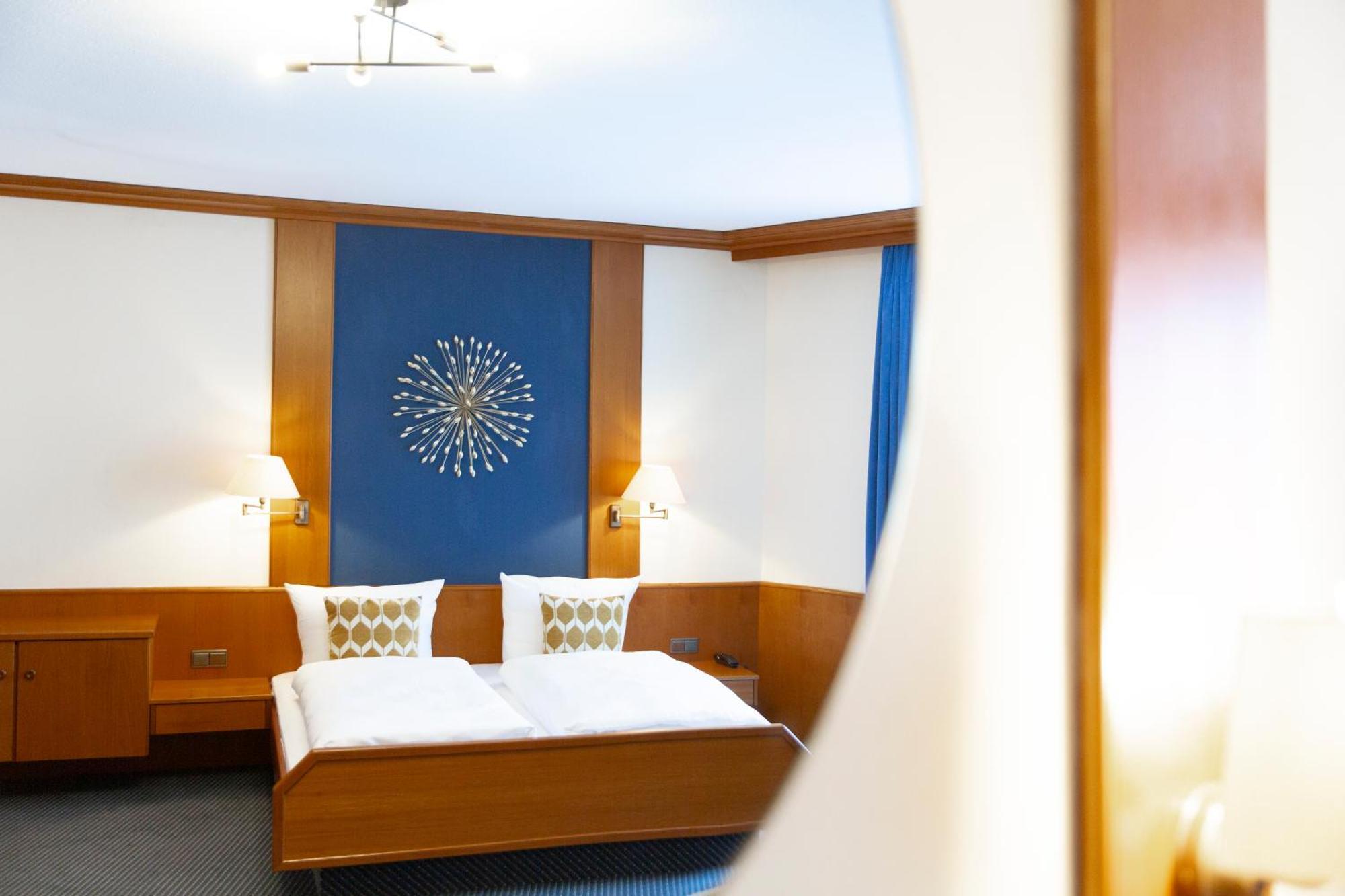 Stadthotel Lichtenfels Лихтенфельс Номер фото